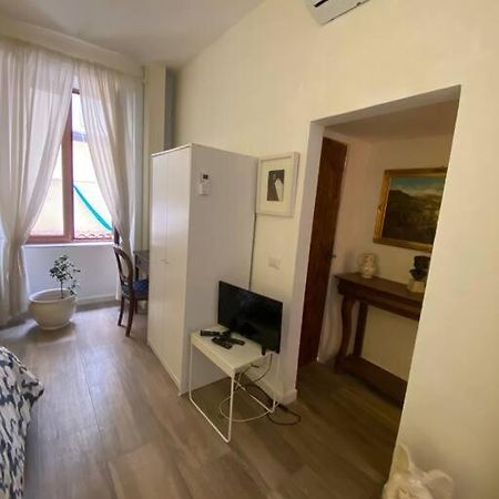 Апартаменты A Casa Mi Неаполь Экстерьер фото