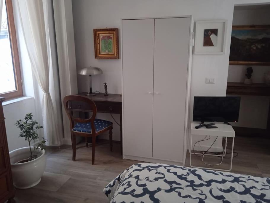 Апартаменты A Casa Mi Неаполь Экстерьер фото